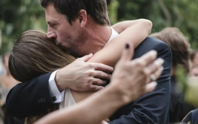 Single dad says teen daughter is stressed about leaving him to go to uni